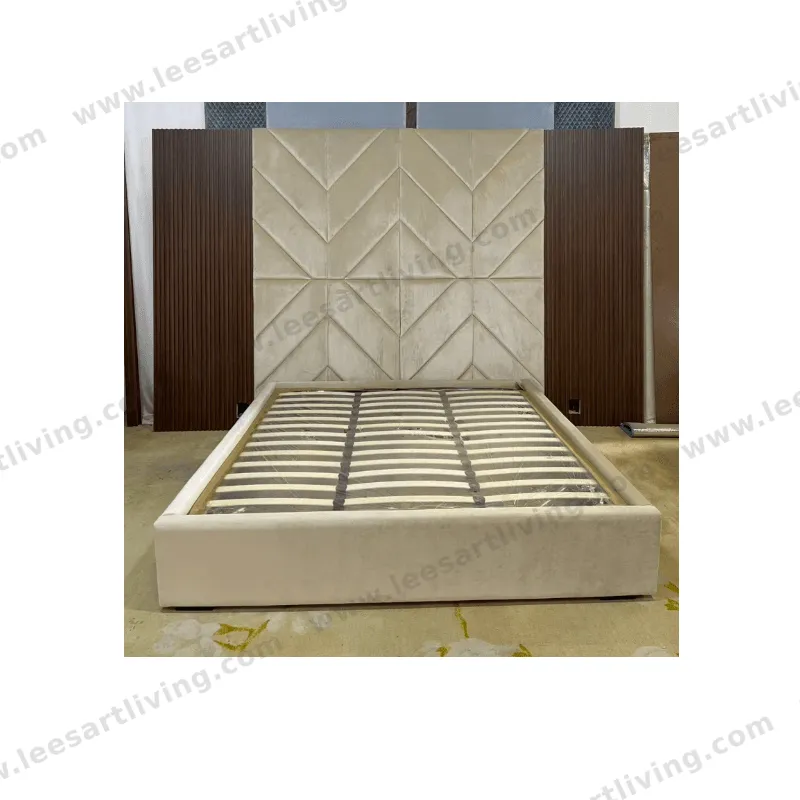 #07767 Luxury Bedroom Set Upholstered Soft Wall Panel  Background Interior Decoration Custom High Big Headboard Villa Bed