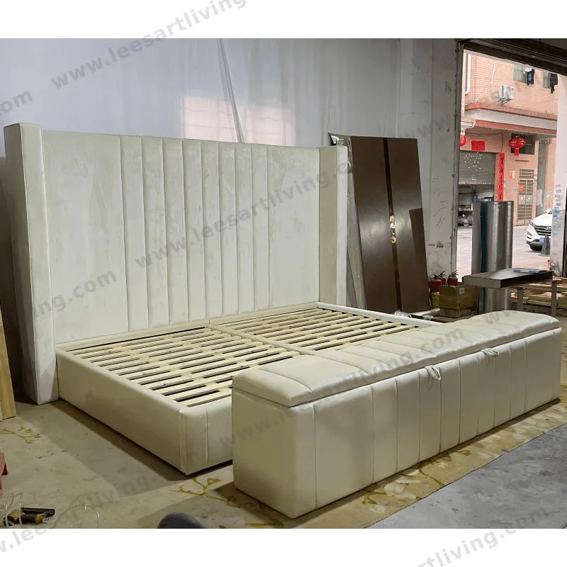 #07771 Luxury Bedroom Set Upholstered Soft Wall Panel Background Interior Decoration Custom High Big Headboard Villa Bed
