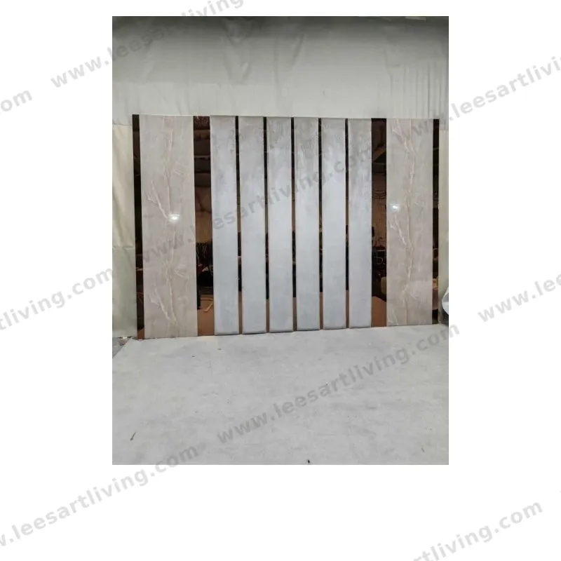#07752 Luxury Bedroom Set Upholstered Soft Wall Panel Background Interior Decoration Custom High Big Headboard Villa Bed